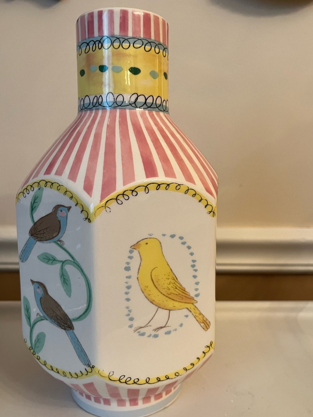 Hand-Painted Bird Motif Decorative Ceramic Vase - Pink & Yellow - Picture 2 of 6